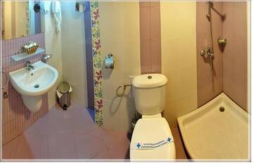 Фото номера Двухместный номер с 1 кроватью Отель Hotel Rila г. Дупница 16