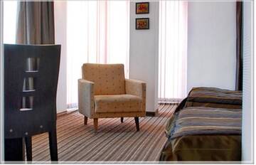 Фото номера Двухместный номер с 1 кроватью Отель Hotel Rila г. Дупница 13